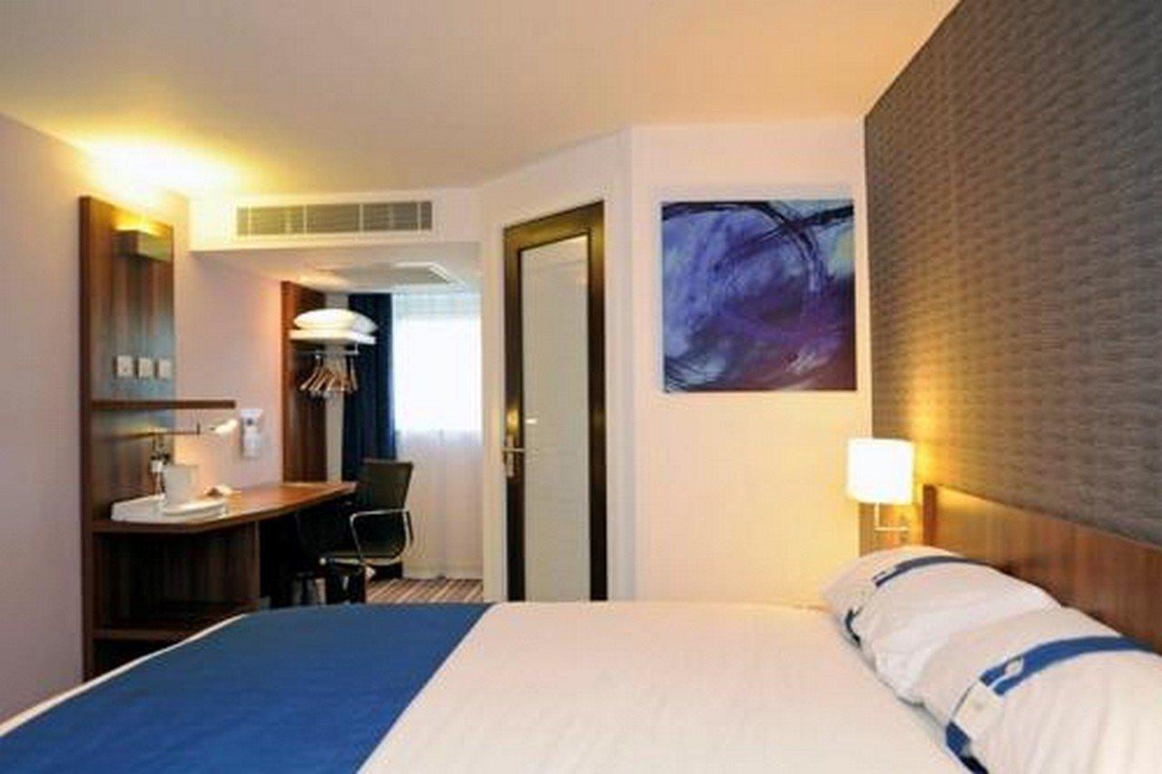 Holiday Inn Express Crewe, An Ihg Hotel חדר תמונה