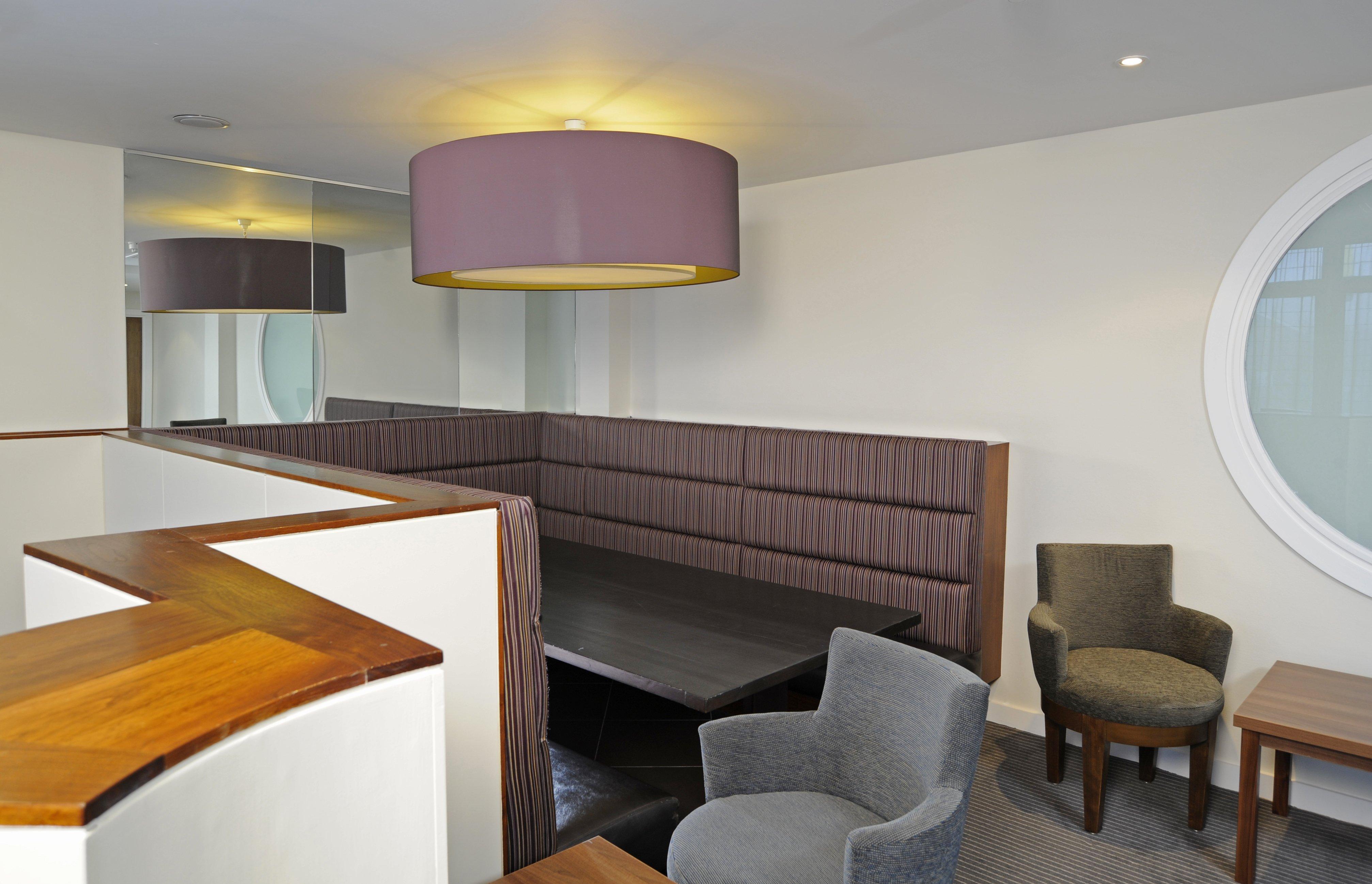 Holiday Inn Express Crewe, An Ihg Hotel מראה חיצוני תמונה